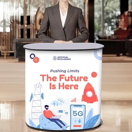 Comptoir d'exposition incurvé