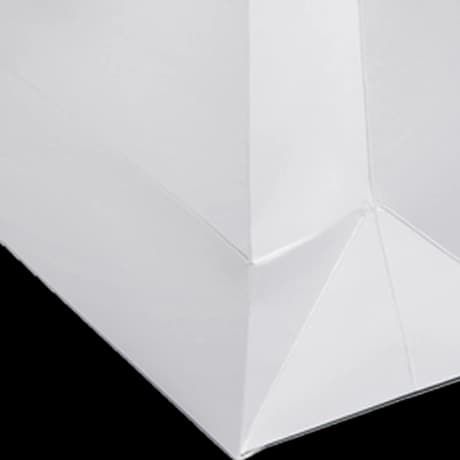 Sacs à poignées découpées